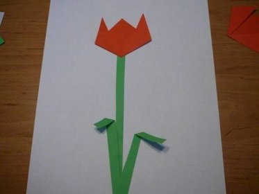 výtvarka tulipan skladaní